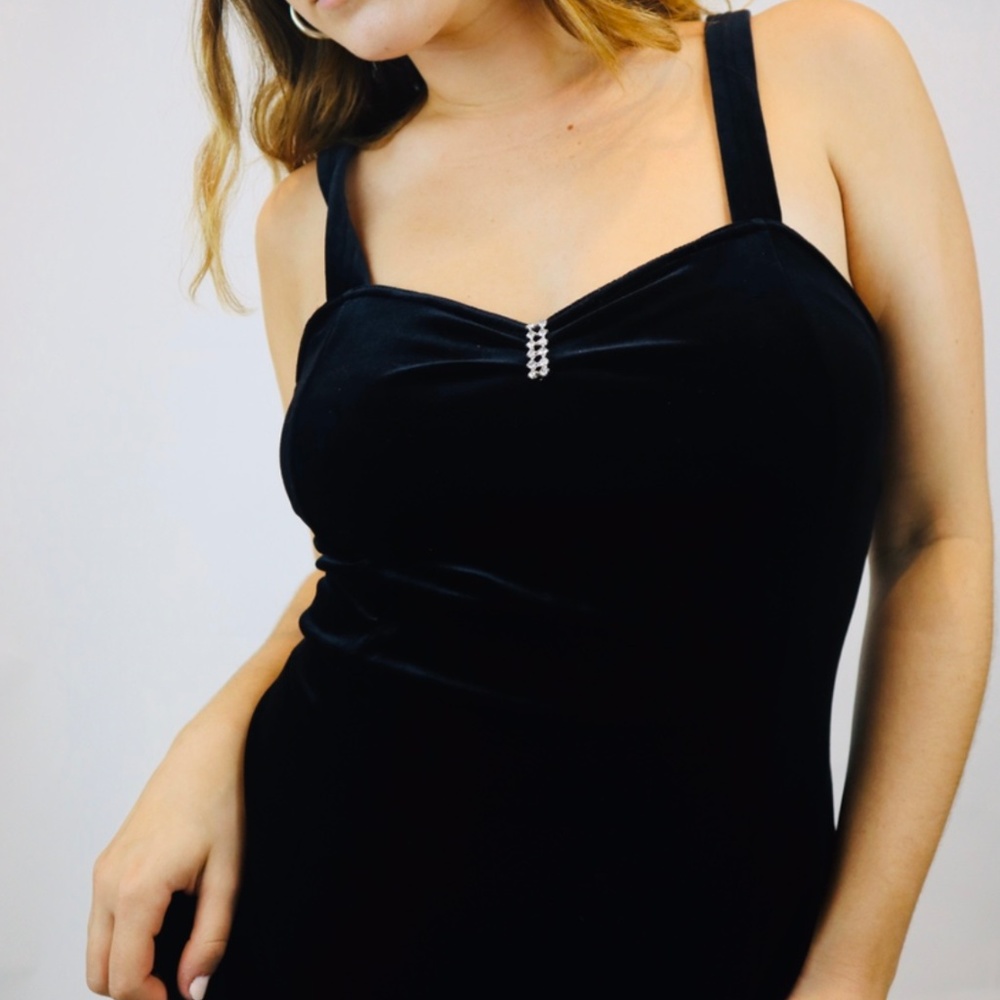 Vintage 90’s Velvet Midi Dress